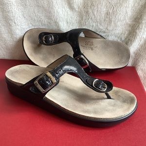 SAS size 9m black snakeskin (?) sandals.